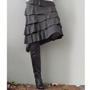 Garnet Hill tiered skirt, XS, **black**